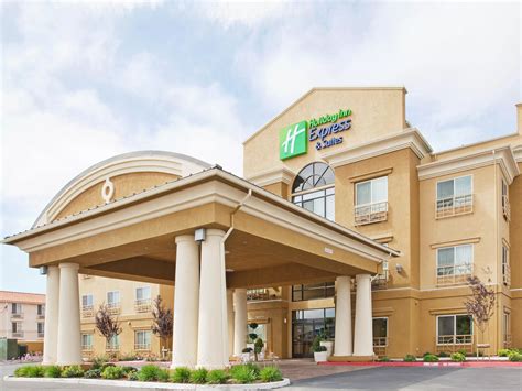 Hotels In Salinas, CA With Indoor Pool | Holiday Inn Express & Suites ...