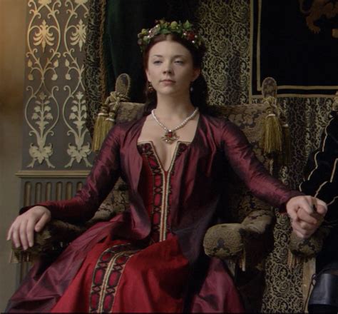 Anne Boleyn - The Tudors "Tears of Blood" | Tudor costumes, Anne boleyn, The tudors costumes