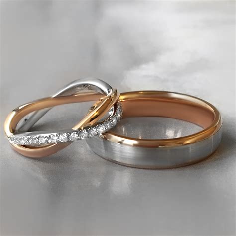 Two-Tone Wedding Band Set - Haywards of Hong Kong