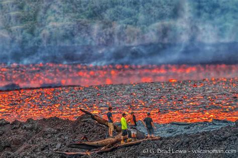 A colossal river of lava in Hawaii. The volume of lava spewing from ...