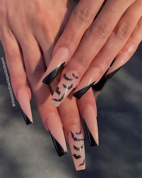 23 Most Beautiful Halloween Acrylic Nails – StayGlam