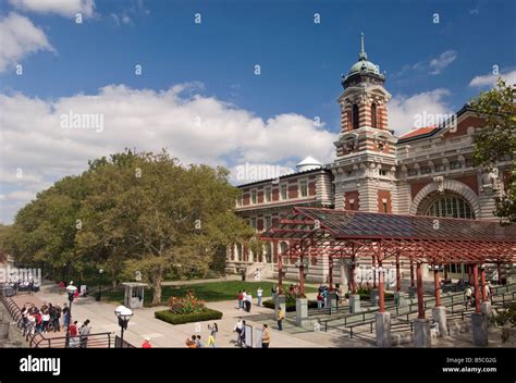 Ellis island museum hi-res stock photography and images - Alamy