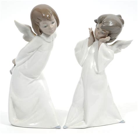 Lot - Two Lladro Porcelain Angels Figurines