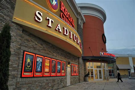 What Age Does Regal Cinemas Hiring at Jasper Fitting blog