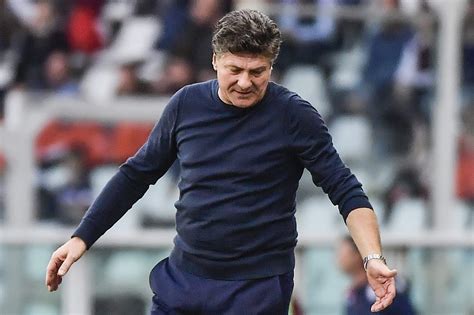 Torino, tifosi contro Walter Mazzarri: La squadra gioca uno schifo, cacciatelo