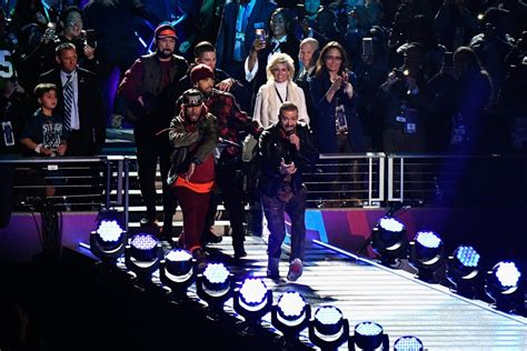 Justin Timberlake Super Bowl Halftime Show Pictures 2018 | POPSUGAR Celebrity Photo 19