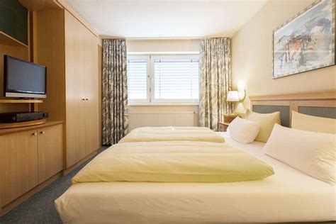 SUITE HOTEL LEIPZIG $63 ($̶7̶0̶) - Updated 2018 Prices & Reviews ...