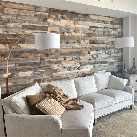 accent wood wall lighting ideas | Accent walls in living room, Wood walls living room, Modern ...