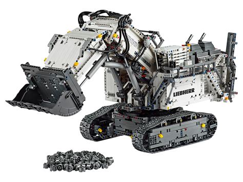 LEGO Technic: Liebherr R 9800 Excavator - circesoftware.net