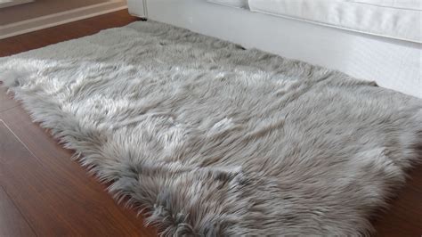 Thierry Faux Fur Extra Large Area Rug (14 Colors) - Sugarmundo Paris - Buy Faux Fur Rug Carpet