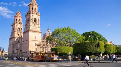 Morelia Cathedral - Historic Centre Attraction | Expedia.com.au