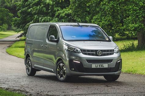 Vauxhall Vivaro 2019 - Van Review - Driving | Honest John