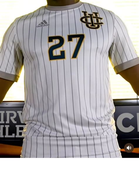 UC Irvine Anteaters 2022-23 Away Kit