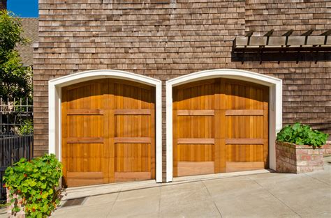 60 Residential Garage Door Designs (Pictures)