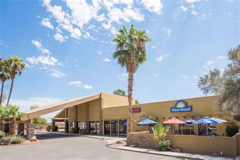 Days Hotel by Wyndham Peoria Glendale Area | Peoria, AZ Hotels