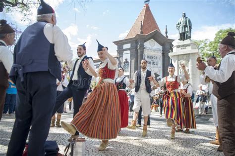 PORTUGAL MADEIRA FUNCHAL FLOWER FESTIVAL Editorial Photo - Image of traditional, parade: 139213261