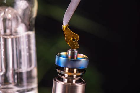 What is a Dab and How Is It Abused? Effects and Risks | Laguna