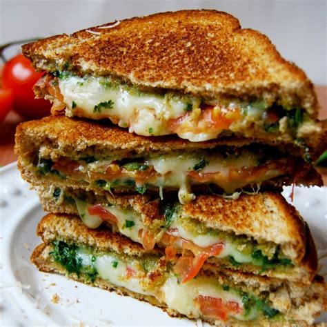 Basil Mozzarella Grilled Cheese