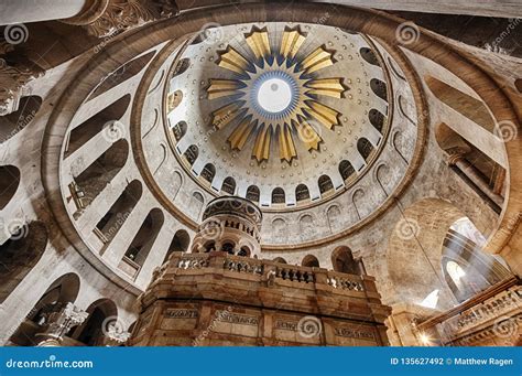 Church of the Holy Sepulchre Interior Stock Photo - Image of decorated, oculus: 135627492