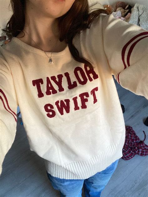 Taylor merch!!