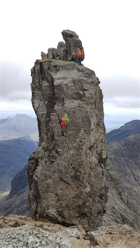 Inaccessible Pinnacle – Cuillin Guides | Synergy Guides