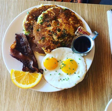 12 Best Seattle Brunch Spots To Jumpstart Your Day - Lets Eat And Wander