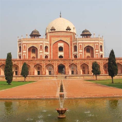 Six Historical Places in Delhi Not to Miss - Midlife Globetrotter