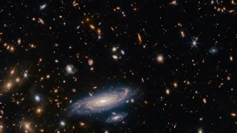 Webb Telescope Spots a Distant Spiral Galaxy Like Our Own - The New York Times