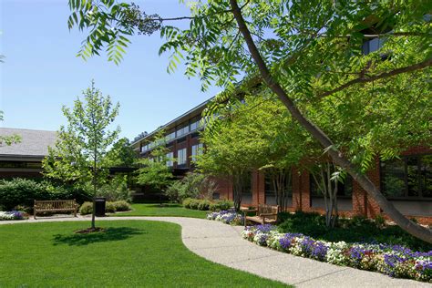 Colonial Williamsburg Woodlands Hotel Exterior