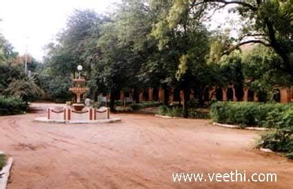 Madurai American College Campus | Veethi