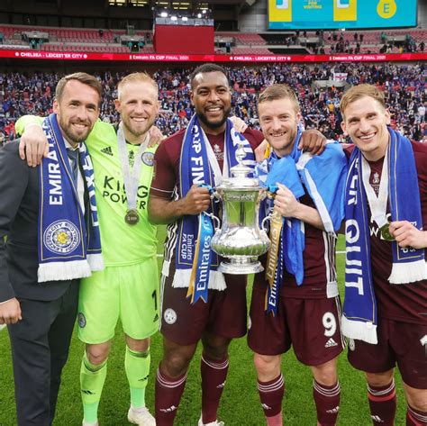 Photo of all our PL and FA Cup winners. What legends! : lcfc