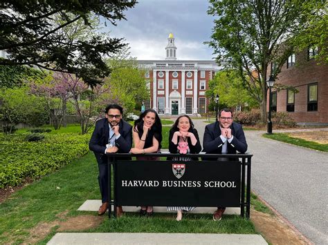 Harvard Business School Online Alumni