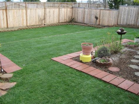 Manicured Lawn - Mueller Landscape Inc.