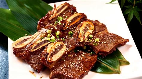 Classic teppanyaki beef steak with sake / soy sauce recipe