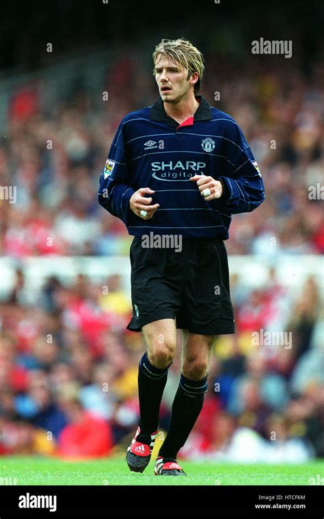 DAVID BECKHAM MANCHESTER UNITED FC 22 August 1999 Stock Photo - Alamy