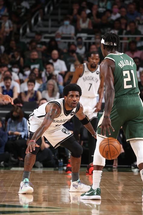 Gallery: Nets vs. Bucks Game 3 Photo Gallery | NBA.com