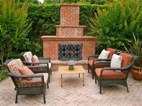 Outdoor Brick Fireplace Kits | FIREPLACE DESIGN IDEAS