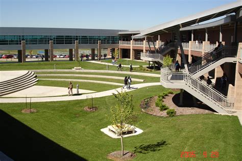 Lee's Summit West High School (MO) | Flickr