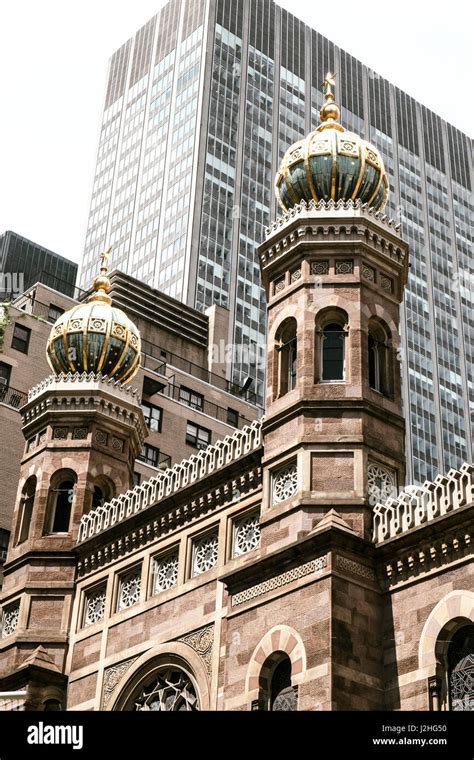 Central synagogue, new york hi-res stock photography and images - Alamy