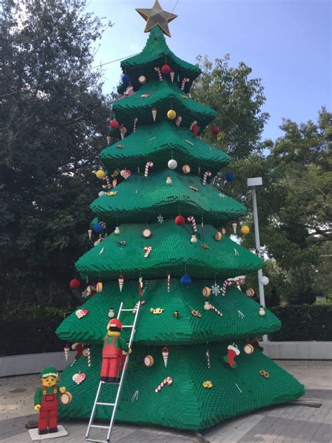 LEGOLAND Florida Christmas Bricktacular Premium Upgrades 2016 Lego Christmas Tree - On the Go in MCO