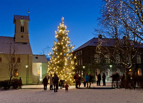 Iceland in December: Merry Christmas! - Must See In Iceland