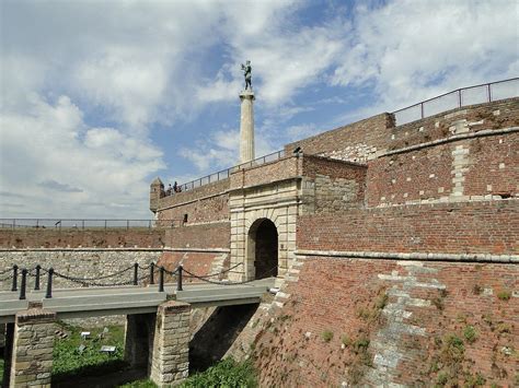 Belgrade Fortress - Wikipedia | Belgrade fortress, Belgrade, Fortress