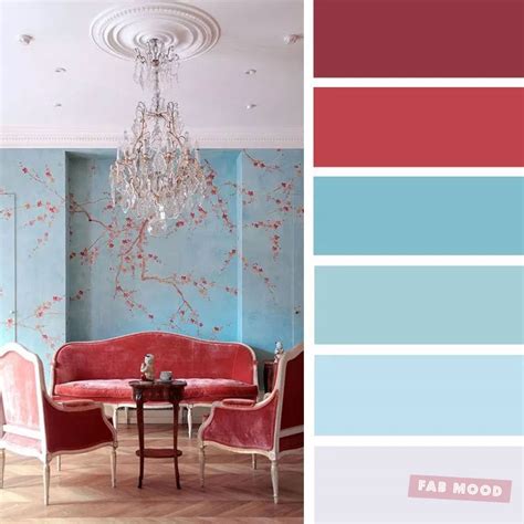The best living room color schemes - Venetian red and Blue