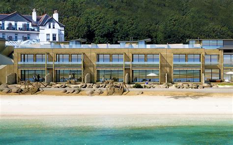 The Best Seaside Hotels in the UK - Smartech365.com