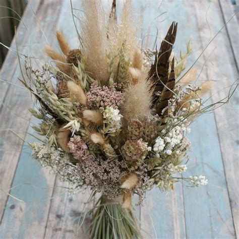 10 Dried flower wedding bouquets ~ KISS THE BRIDE MAGAZINE