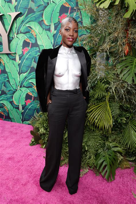 Lupita Nyong'o Wore a Custom Misha Japanwala Breastplate Molded From ...