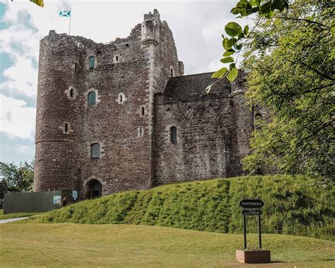 Castle Leoch - 7 Amazing Doune Castle Outlander Locations (2024)! | Outlander locations ...