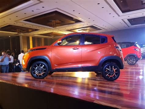 Mahindra KUV100 NXT Fiery Orange profile