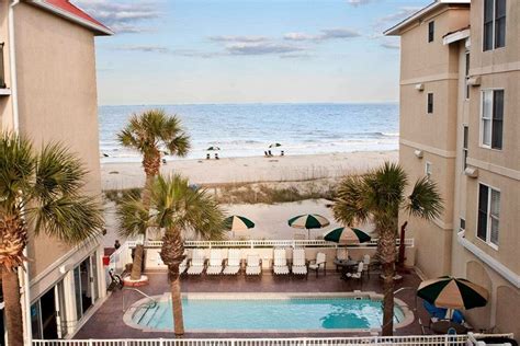 Top 10 Beach Hotels in Savannah, Beach House Resort Savannah Ga | Beach house resort