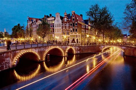 Keizersgracht Canal at Night / Amsterdam Photograph by Barry O Carroll - Pixels